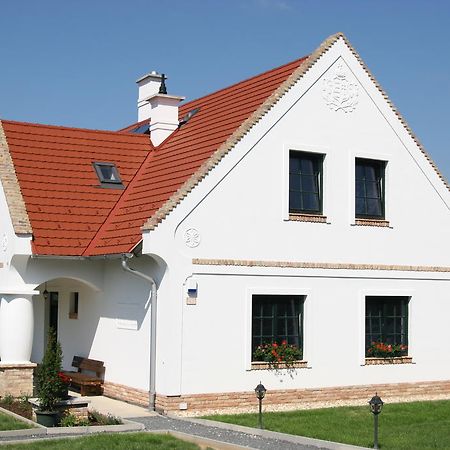 Palos Resort Zalacsány Εξωτερικό φωτογραφία