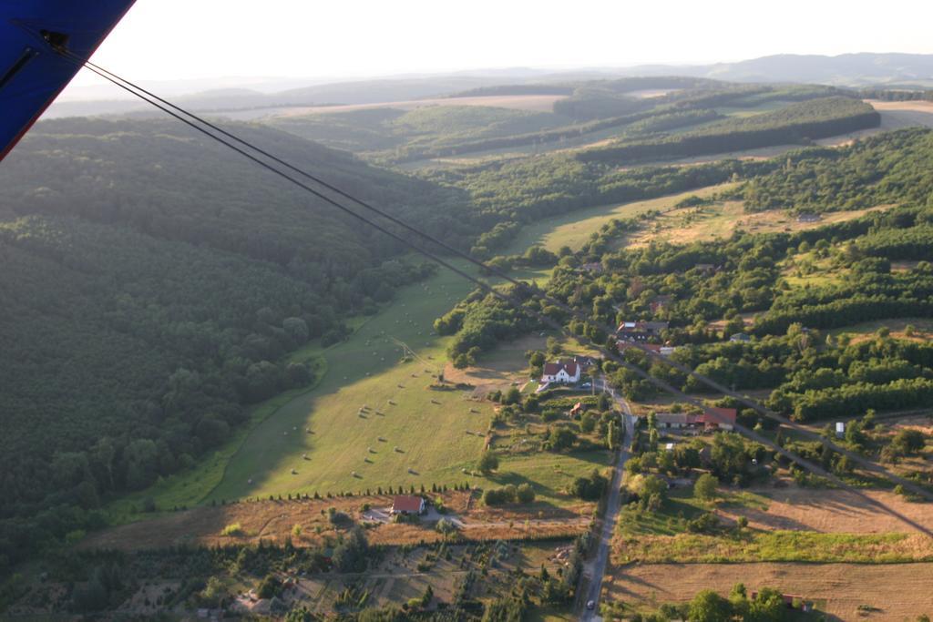 Palos Resort Zalacsány Εξωτερικό φωτογραφία